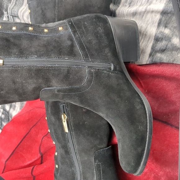 Vince camuto suede boots 7.5 - Picture 9 of 16